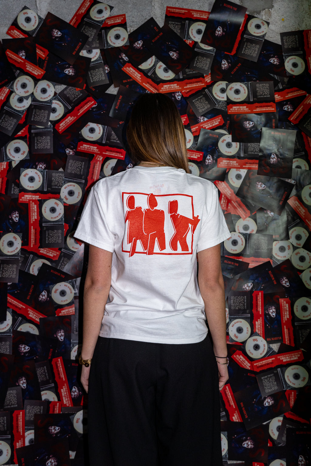 t-shirt blanc sérigraphie rouge